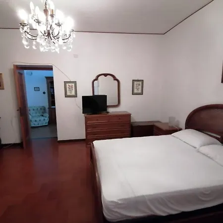 Tra Le Torri